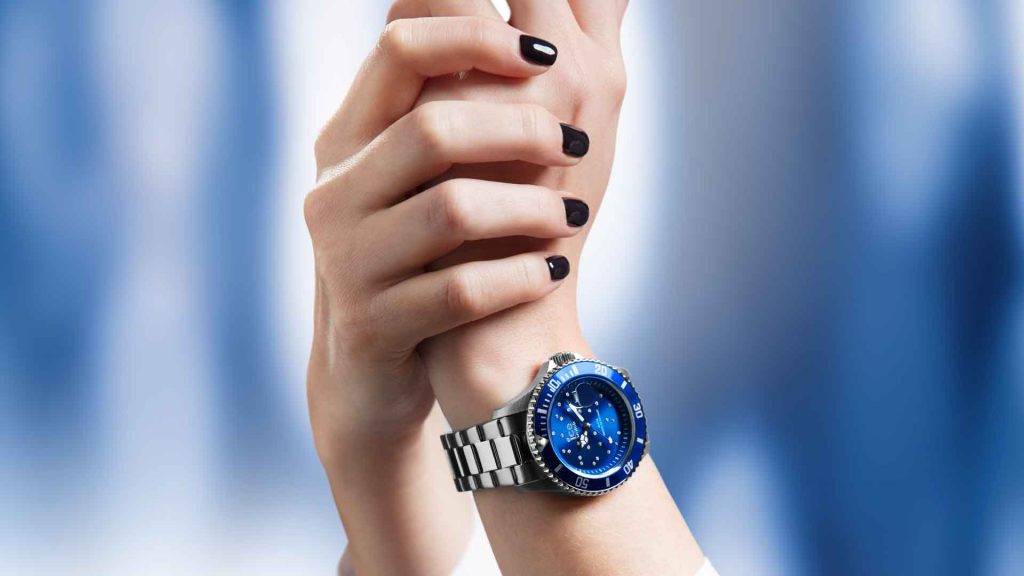 تاریخچه و مدل های مختلف برند ساعت مچی آیس واچ